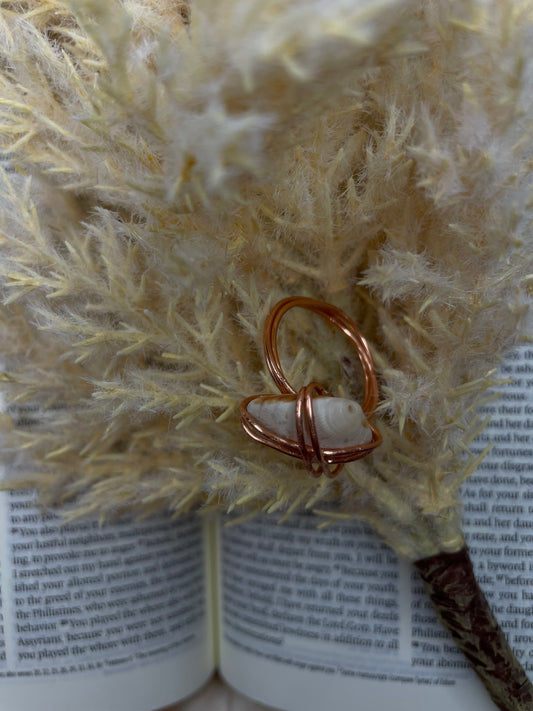Rose Gold Caged Shell Ring